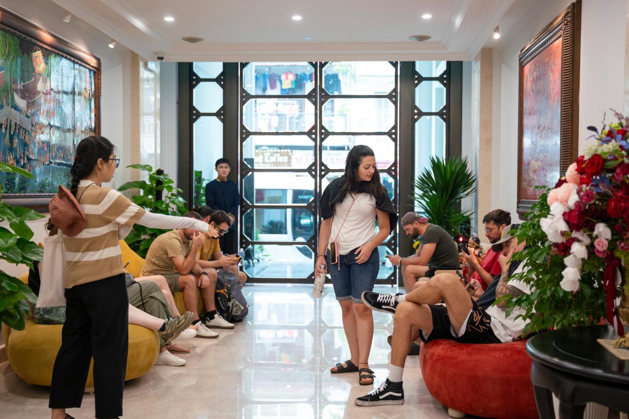 丝绸女王酒店 河内 外观 照片