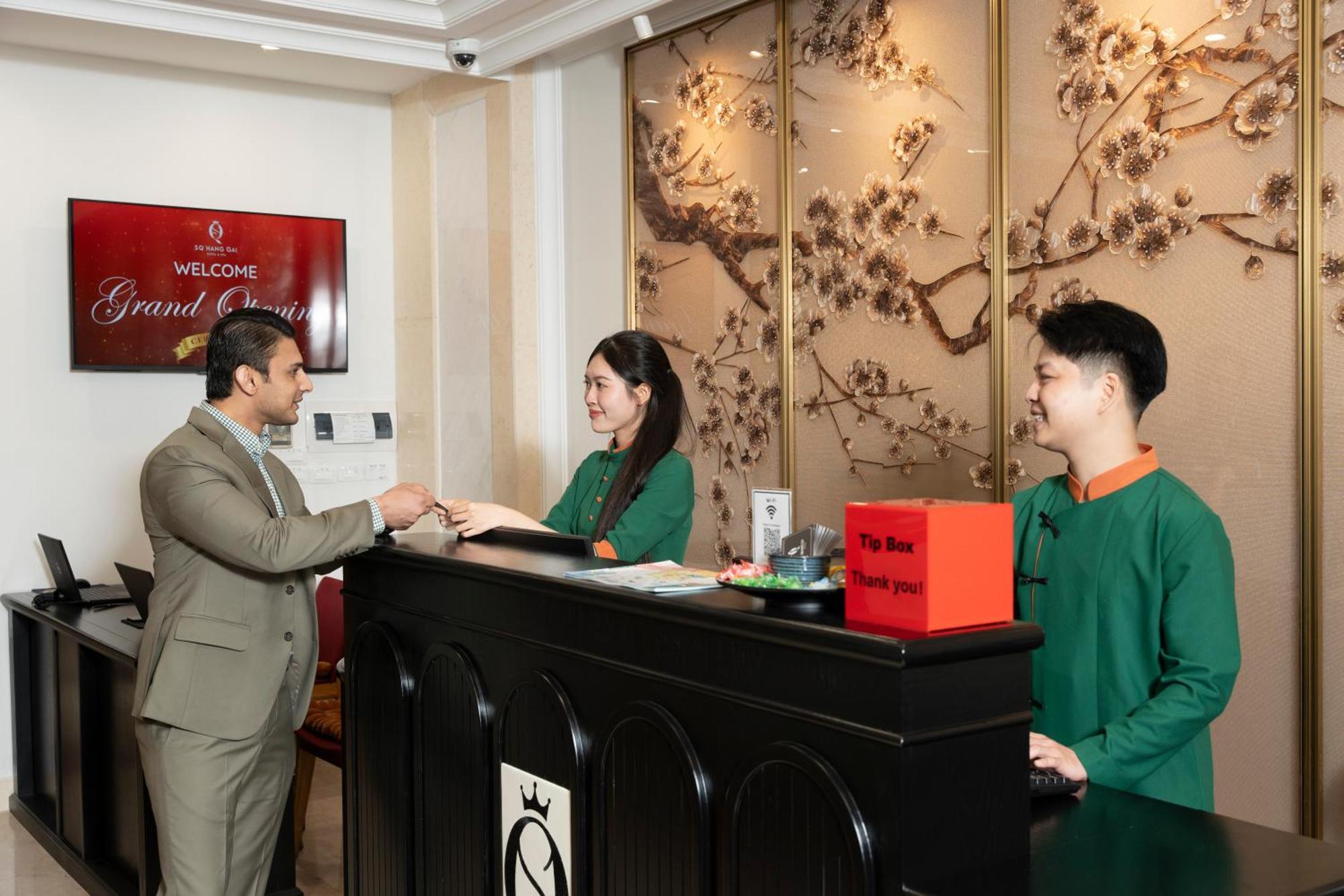 丝绸女王酒店 河内 外观 照片